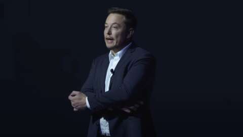 The Pope Says He’s Concerned About How Much Money CEOs Like Elon Musk Make
