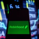 Robinhood plans to launch a startups fund open to all retail investors 