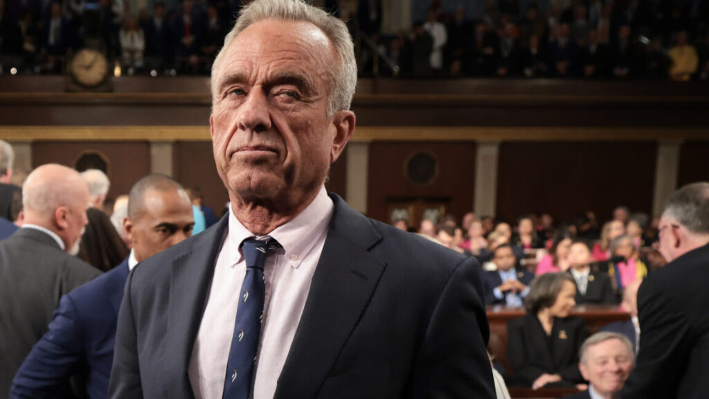 RFK Jr.‘s CDC may limit COVID shots to 75 and up, claim they killed kids
