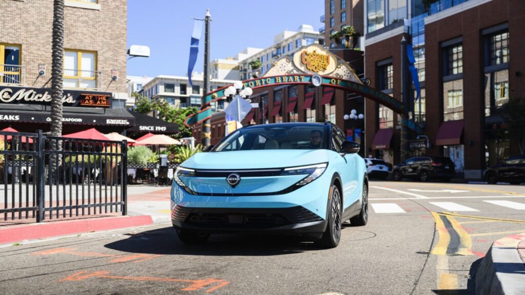 Small, affordable, efficient: A lot to like about the 2026 Nissan Leaf
