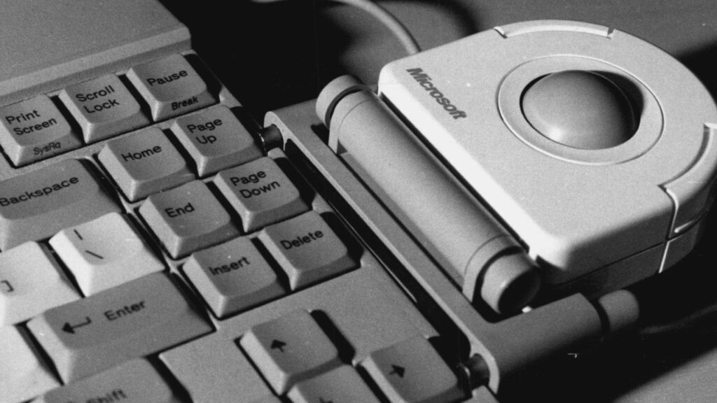 Veteran Microsoft engineer explains how WinHelp was “online” — despite Windows 3.0 predating the Internet