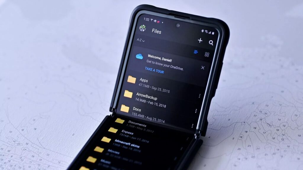 Samsung to drop Microsoft OneDrive on Galaxy phones — photo cloud backups are moving to a new service