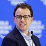Anthropic CEO warns of a 25% chance that AI could threaten job losses and security risks — raising the “probability of doom”