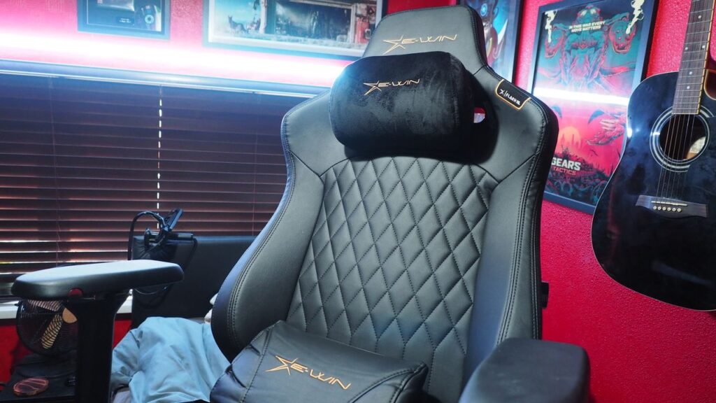 E-WIN Flash XL Gaming Chair review (2025) — A pricy option for people who want to go heavy-duty premium