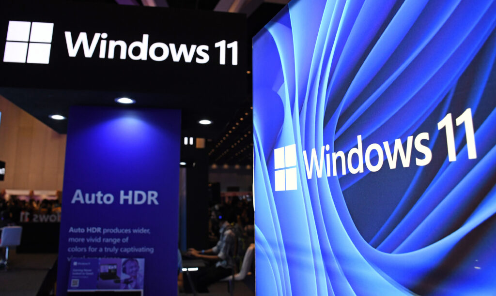 Windows 11’s dark mode is getting more consistent in File Explorer