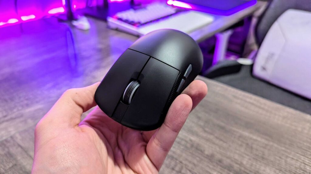 Why we’d pick the Harpe Ace over the ASUS ROG Spatha X for our next gaming mouse