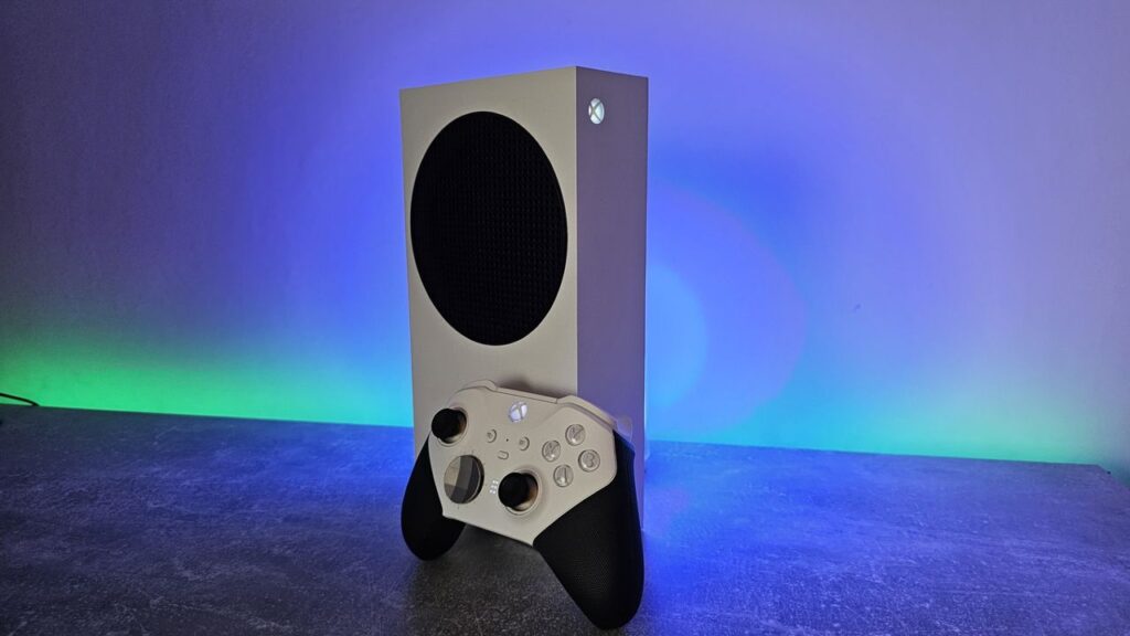 I didn’t think there were any Xbox console deals around right now, but I found one — and it comes with some free stuff!