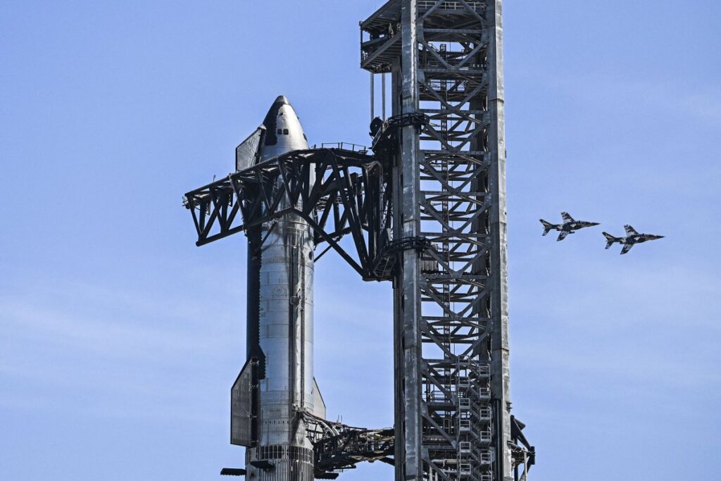 Cards Against Humanity settles trespass lawsuit against SpaceX