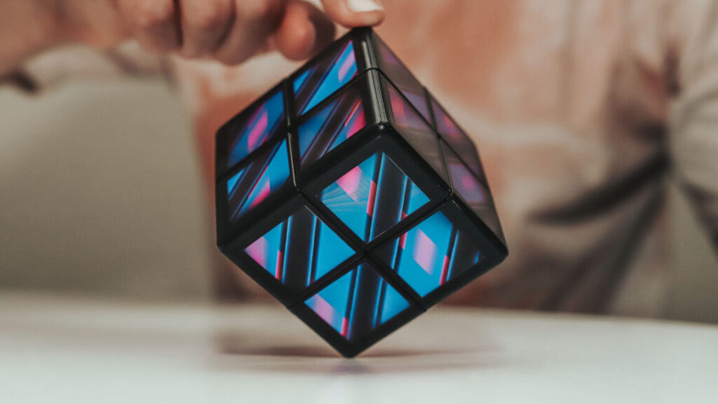 Rubik’s Cube gets a $299 update, complete with IPS screens and its own apps