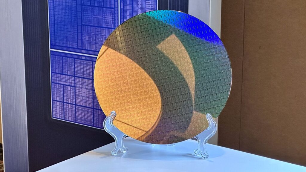 ‘Now you’ve got something that’s a little bit easier and less expensive and can go a little bit faster’: Intel’s lead x86 CPU architect explains why it’s not bringing Hyper-Threading back for Panther Lake