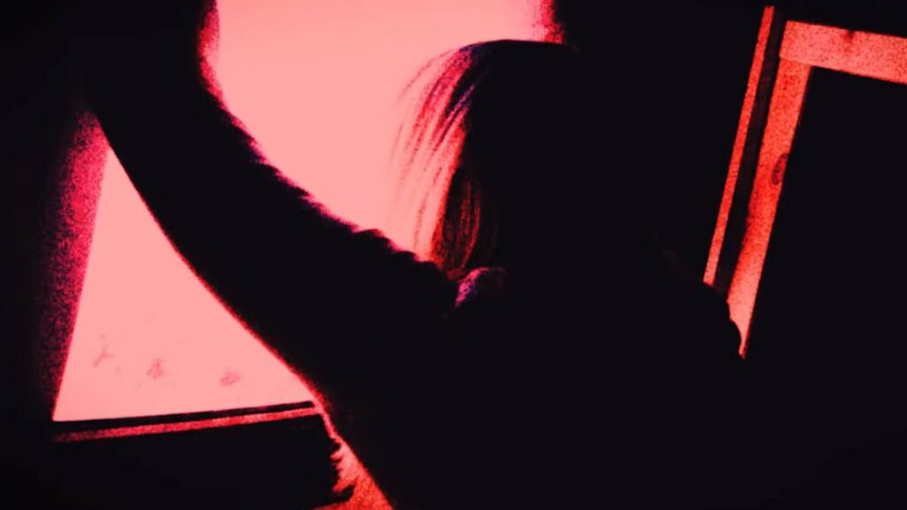 Before Skinamarink, the director made a scarier horror short that’s free online