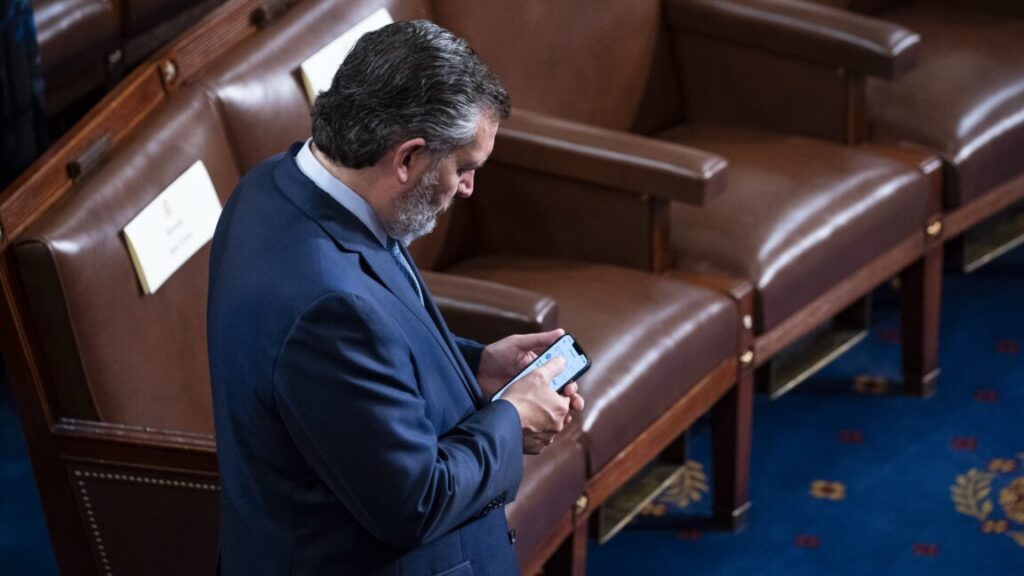 Ted Cruz doesn’t seem to understand Wikipedia, lawyer for Wikimedia says