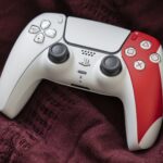 The DualSense “God of War 20th Anniversary” is now available