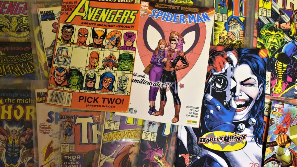 Top 10 Must-Read Comics: A Practical Guide for Building a Timeless Shelf