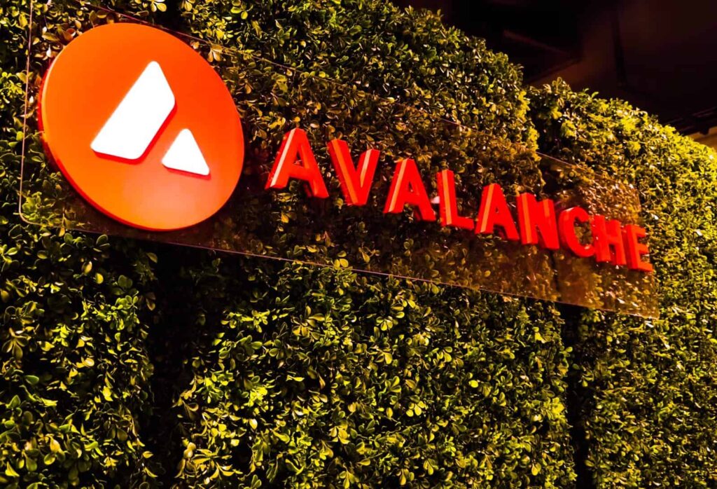 VanEck Launches Avalanche ETF on NASDAQ: Impact on Web3 Gaming and AVAX Ecosystem