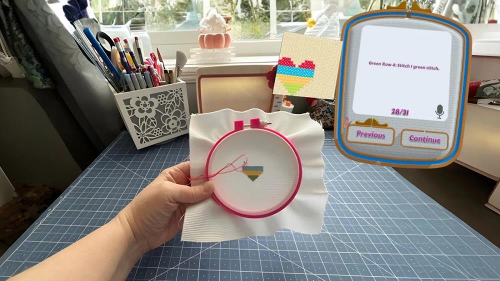 Watch Those Fingers in Cross Craft for Meta Quest