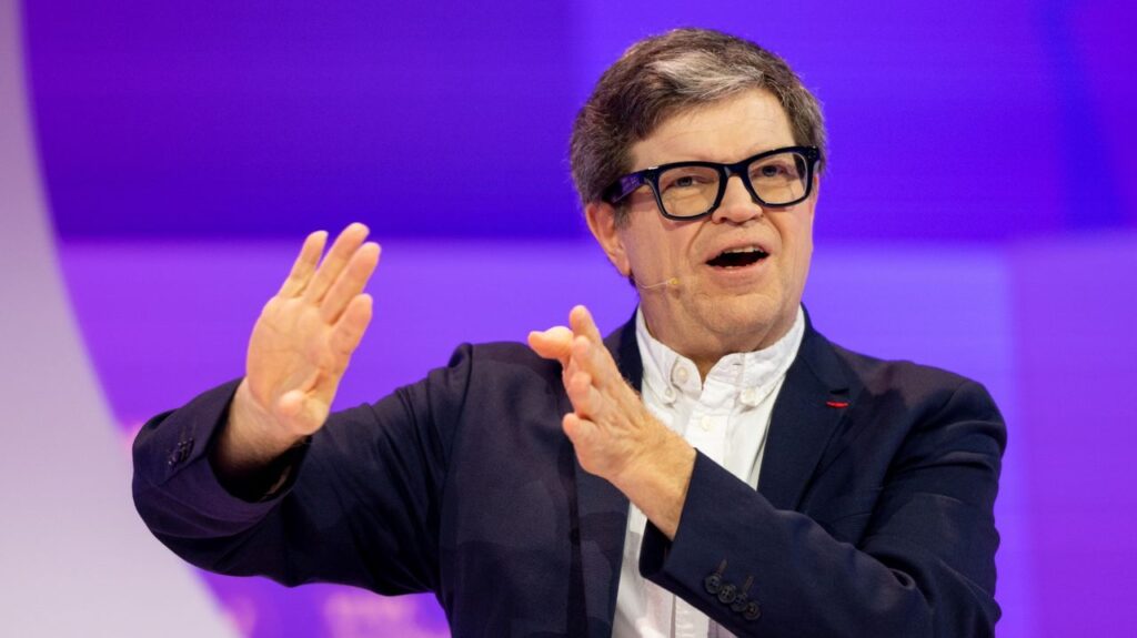 Former Chief AI Scientist calls Meta’s Alexandr Wang “young and inexperienced” — “You certainly don’t tell a researcher like me what to do.”