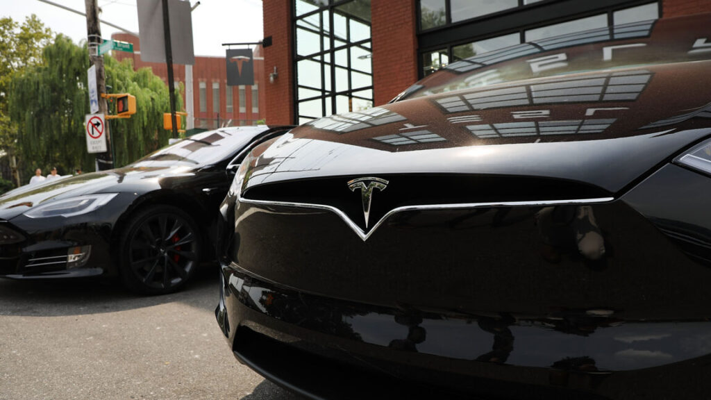 Tesla kills Models S and X to build humanoid robots instead