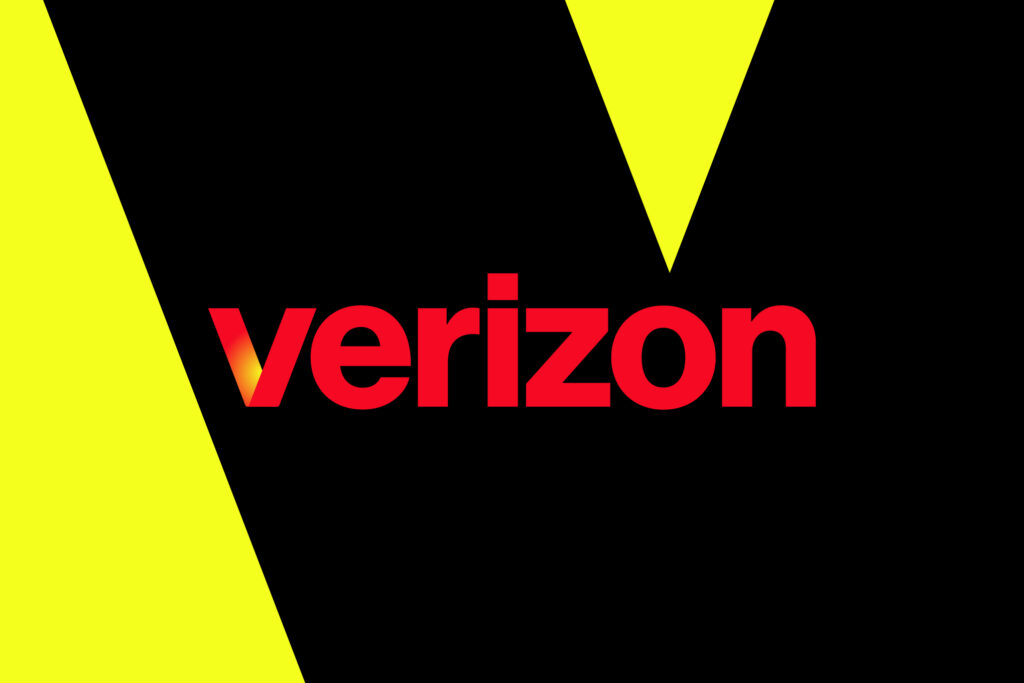 Verizon gets FCC permission to end 60-day phone unlocking rule