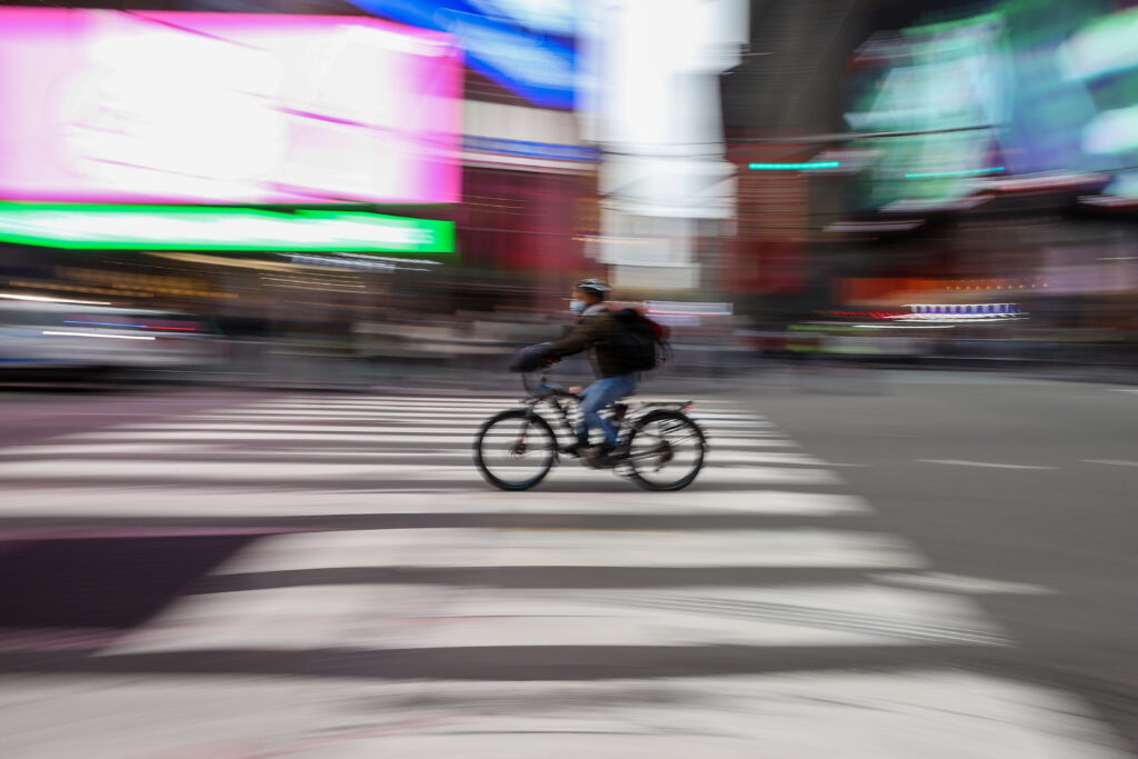 That viral Reddit post about food delivery apps was an AI scam