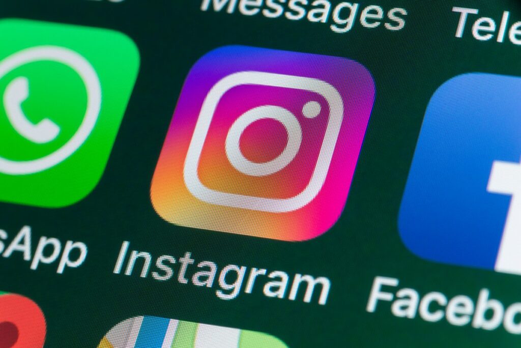 Instagram might soon let you remove yourself from someone’s Close Friends list
