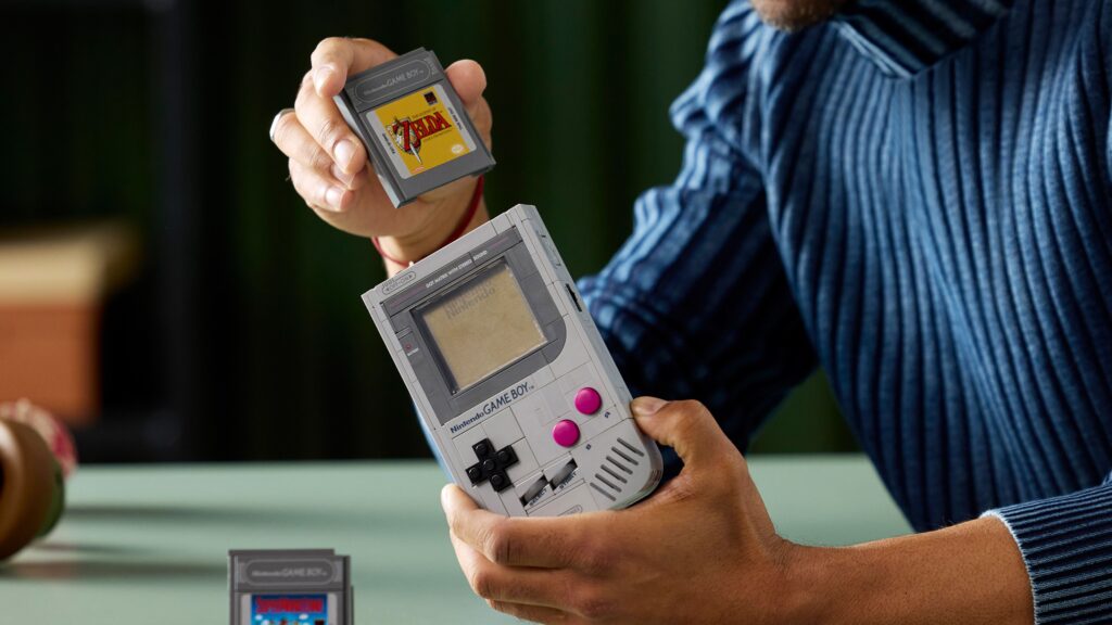 LEGO Fans Are Building the Game Boy Set Wrong