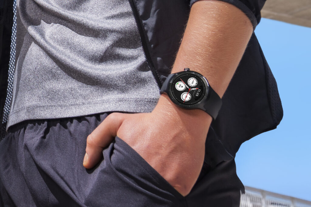 Motorola’s latest smartwatch promises 13-day battery life and Polar-powered health tracking