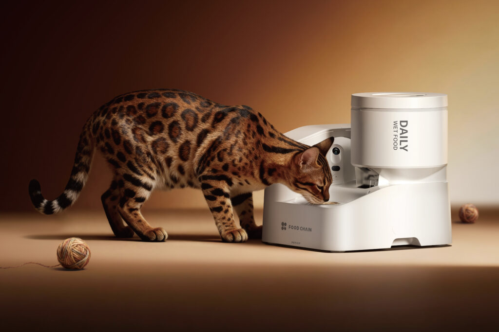 Petkit’s first automatic wet food feeder keeps track of how much your pet eats