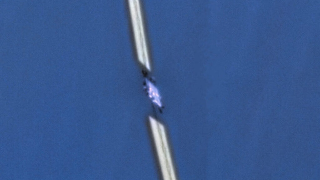 SpaceX begins “significant reconfiguration” of Starlink satellite constellation