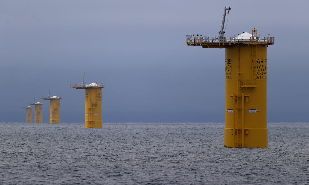 Court orders restart of all US offshore wind construction