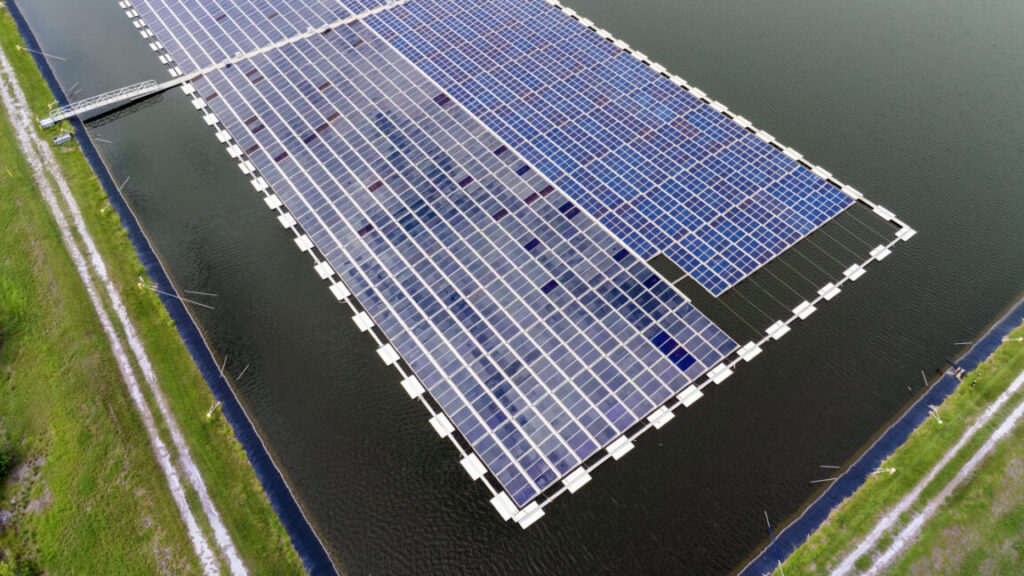 Following 35% growth, solar has passed hydro on US grid