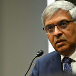 Trump admin is “destroying medical research,” Senate report finds