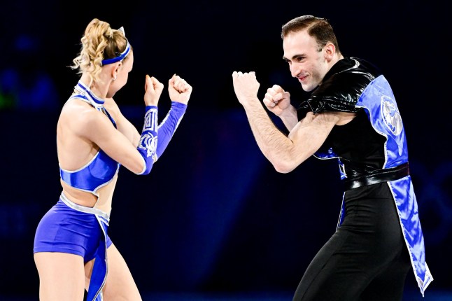 Olympic figure skaters deliver flawless victory with Mortal Kombat routine