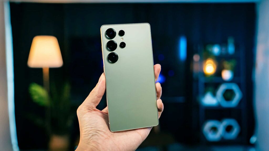 Samsung Galaxy S26 leak suggests pre orders could include a once-critical item