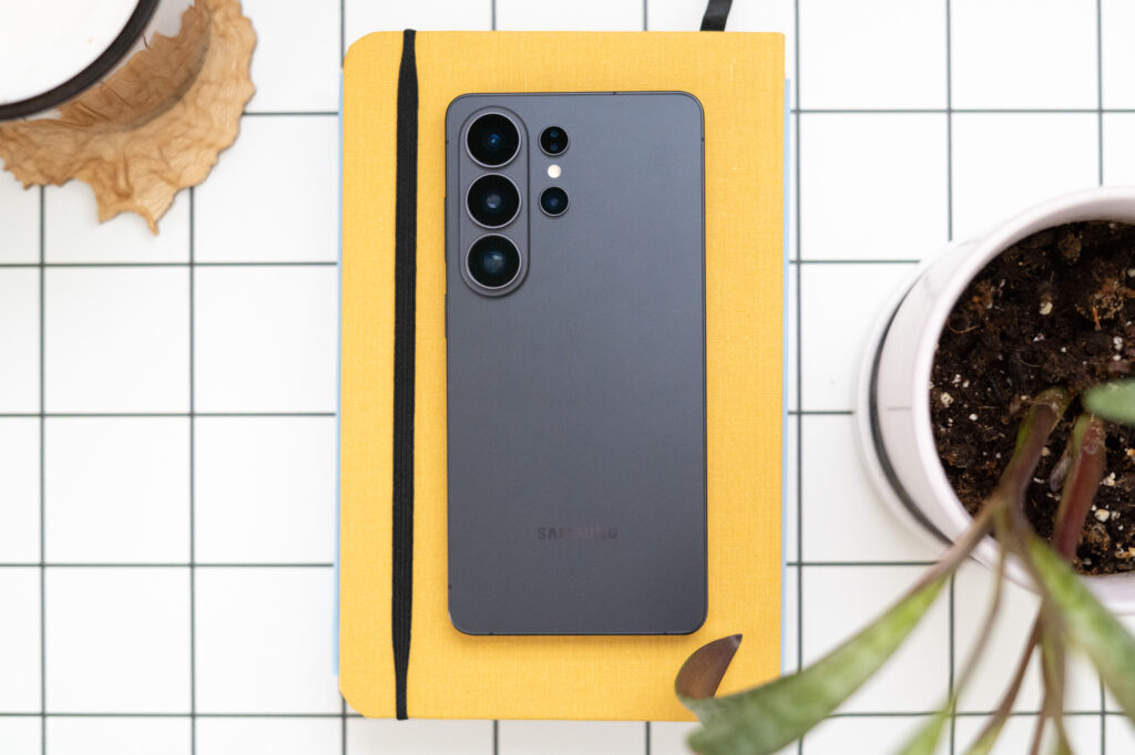 Samsung Galaxy S26 Ultra review: show off