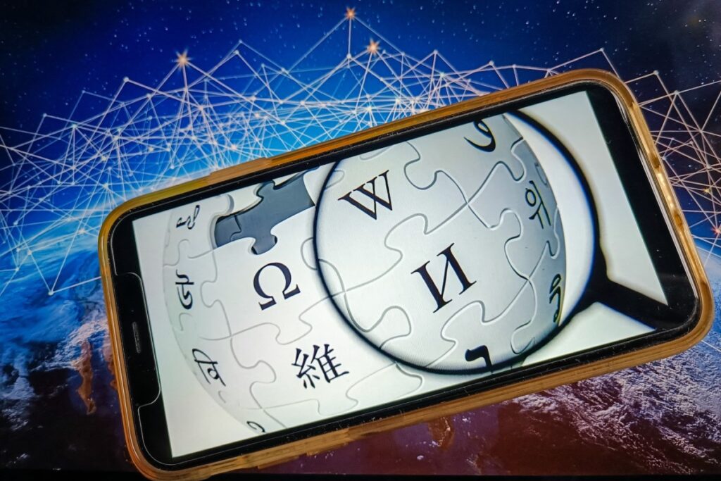 Wikipedia cracks down on the use of AI in article writing