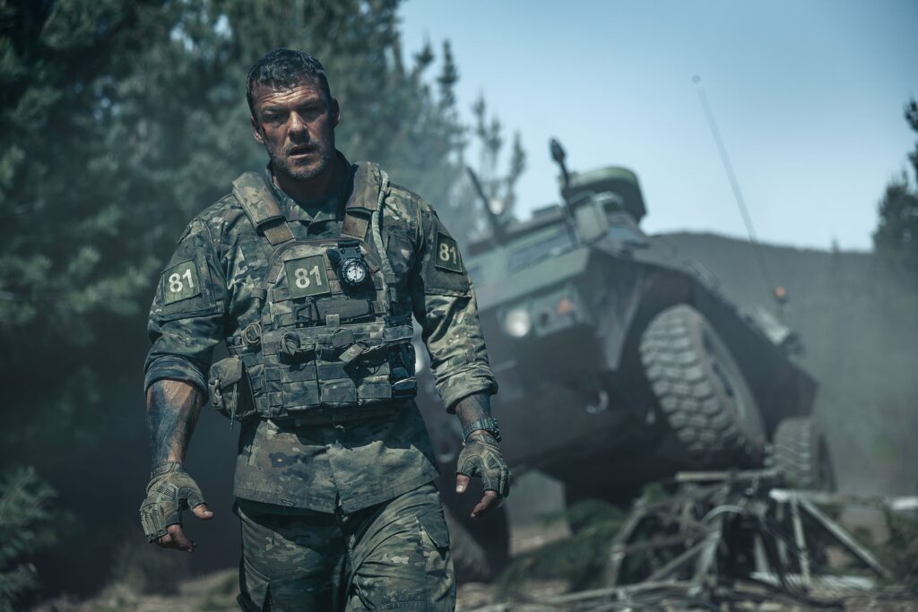 War Machine review: A lean, mean Predator redux for Reacher’s Alan Ritchson