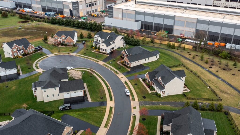 AI firms want more data centers; Trumpâs EPA may give neighbors less say