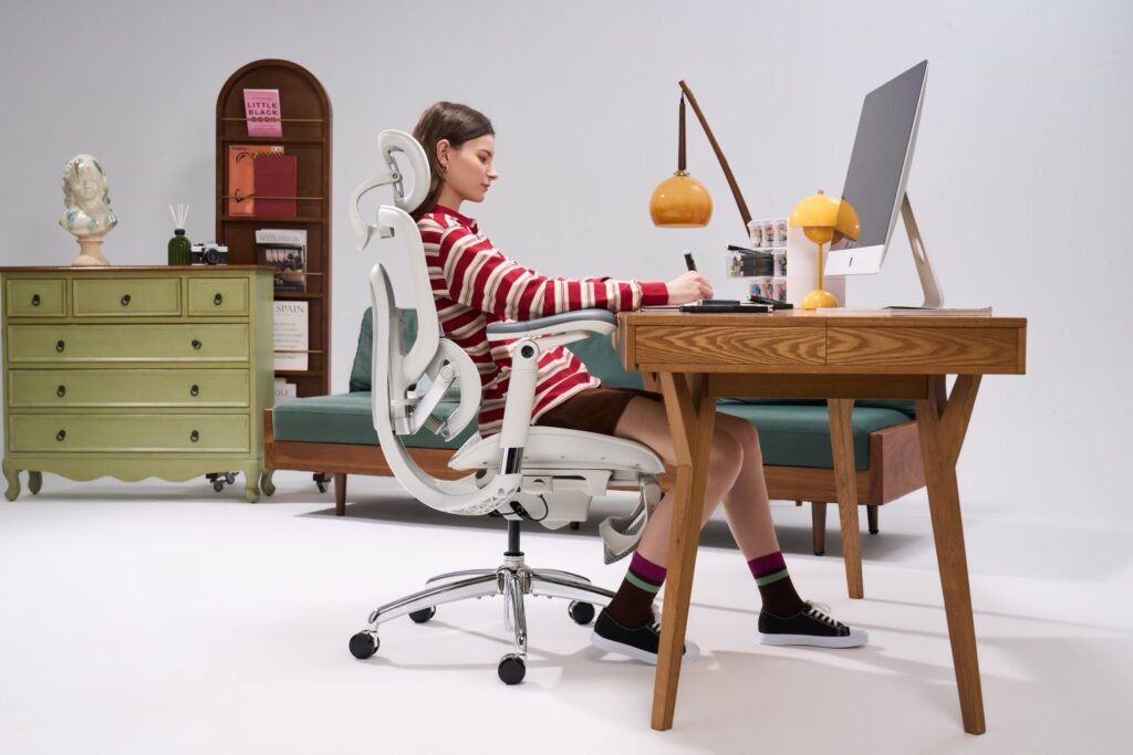 Your PC Setup Is Missing One Important Upgrade: Sihoo Ergonomic Chair Built For Gamers and Creators