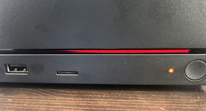 “Red line of death” – Steam Machine encounters its first major hardware fault and it’s already got a fitting Xbox-inspired nickname
