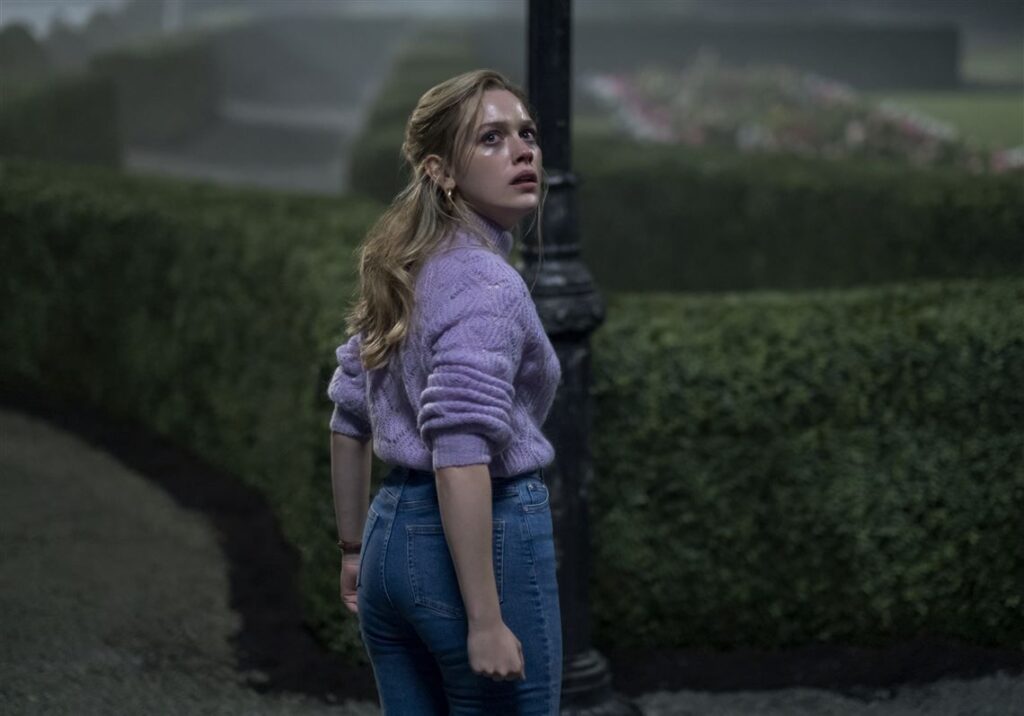 Netflix’s 9-part Gothic thriller is a chilling masterpiece you’ll finish in one weekend